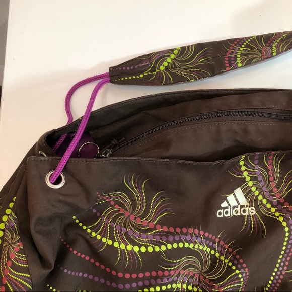 adidas Handbags - Adidas lightweight gym bag, EUC